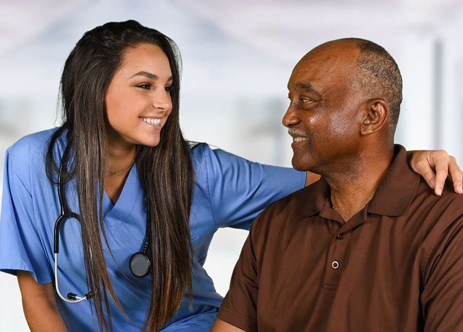 Circle of Care caregiver providing senior home care in Chicago, Illinois